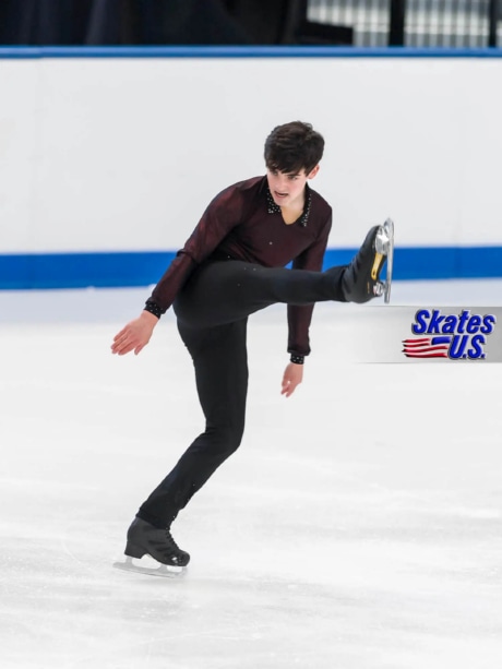 Ice Gallery Skates U.S.